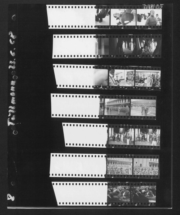 Italien / Venedig, Biennale: Filmenden: Katta, Marisol, schwedischer Pavillon, Markusplatzdemonstration